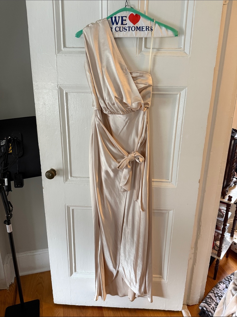 Satin One-Shoulder Beige Evening Dress